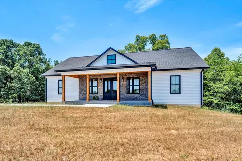 208 Mallard Cove Rd, Moneta, VA 24121