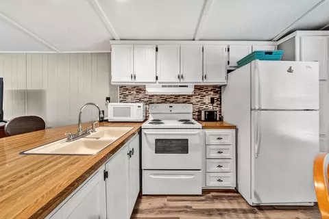 1209 Jefferson Dock Rd, Penhook, VA 24137 photo 7
