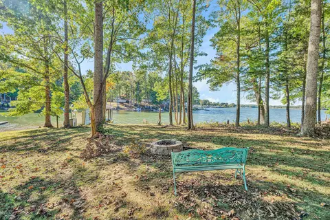 1209 Jefferson Dock Rd, Penhook, VA 24137