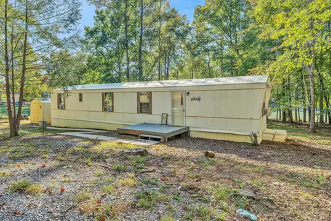 1209 Jefferson Dock Rd, Penhook, VA 24137 photo 2