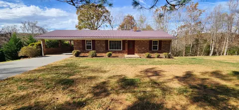 3359 Doe Run Rd, Rocky Mount, VA 24151