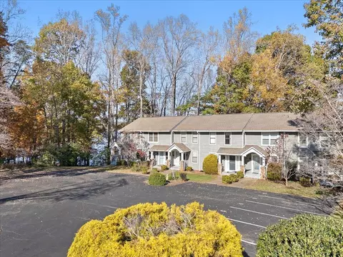 1791 Windlass Rd, Moneta, VA 24121 photo 2