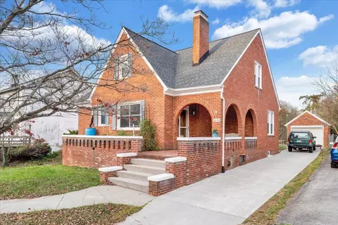 2436 Guilford Ave SW, Roanoke, VA 24015