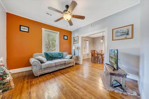342 Boyd St, Buchanan, VA 24066 photo 4