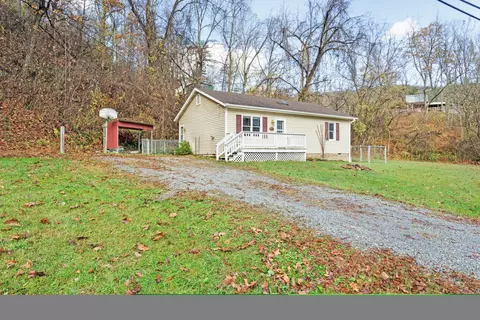 7565 Old Bent Mountain Rd, Roanoke, VA 24018