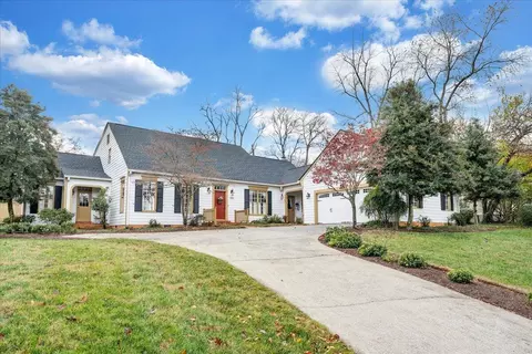 3626 Larson Oaks Dr, Roanoke, VA 24018