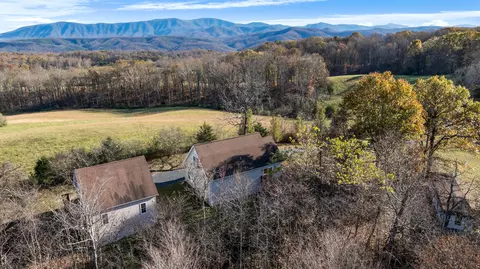 7761 S Lee Hwy, Buchanan, VA 24066