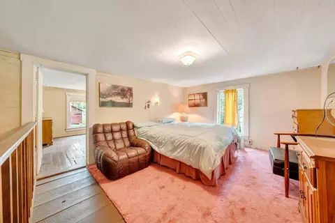 Bedroom - 11131 Acorn Ln, Broadway, VA 22815 photo 1 of 7