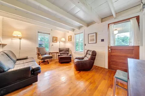Living - 11131 Acorn Ln, Broadway, VA 22815 photo 1 of 3