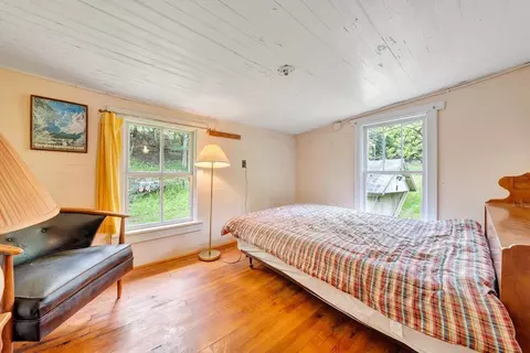 Bedroom - 11131 Acorn Ln, Broadway, VA 22815 photo 6 of 7