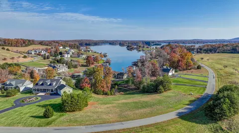 lot18 Compass Cove Cir, Moneta, VA 24121