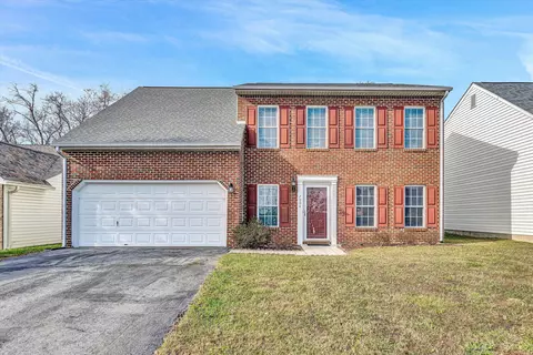 7004 Linn Dr, Roanoke, VA 24019