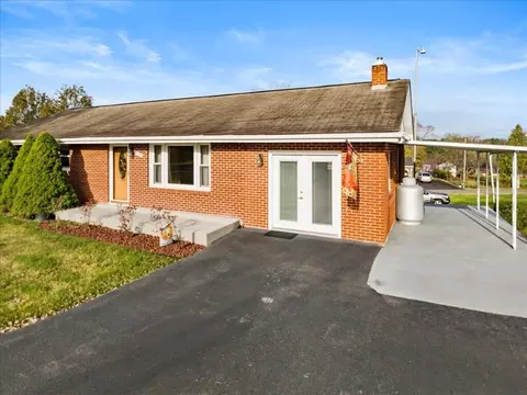 Exterior - 529 Free St, Dublin, VA 24084 photo 2 of 10
