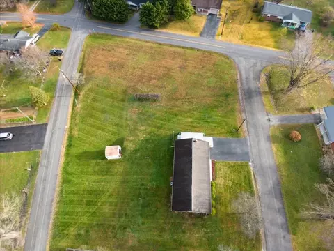 View/Area - 529 Free St, Dublin, VA 24084 photo 5 of 8