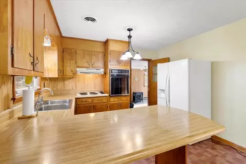 Kitchen - 529 Free St, Dublin, VA 24084 photo 4 of 7