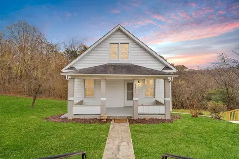2201 Riverdale Rd SE, Roanoke, VA 24014