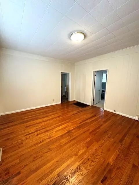 2026 S Byrd Ave, Covington, VA 24426 photo 4
