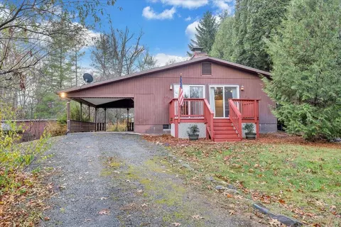 90 Green Acres Ln, New Castle, VA 24127