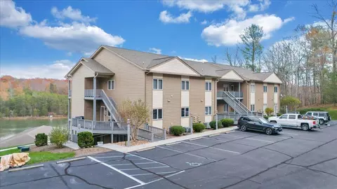 1019 Mariners Way #36, Huddleston, VA 24104
