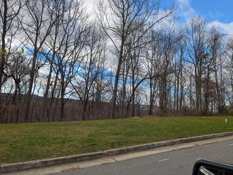 Undisclosed, Vinton, VA 24179