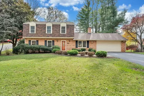 3406 Grandin Rd SW, Roanoke, VA 24018