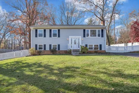 117 Beachmont Dr, Blue Ridge, VA 24064