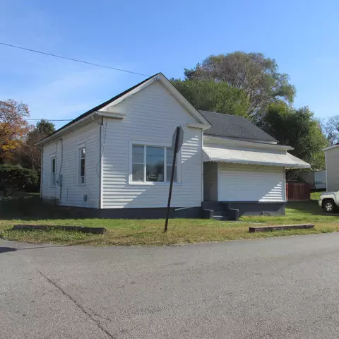 1021 11th St NE, Roanoke, VA 24012