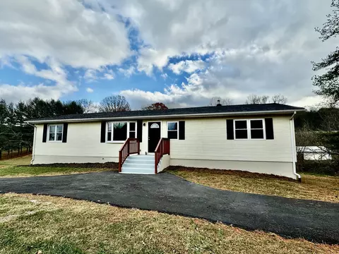 1824 Nace Rd, Fincastle, VA 24090