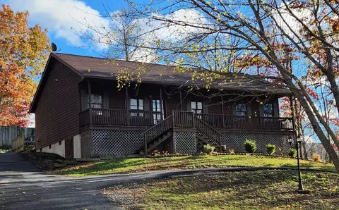 1307 Forester Rd, Clifton Forge, VA 24422