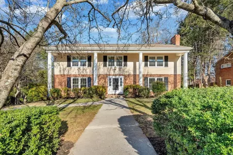 2622 Southwoods Dr, Roanoke, VA 24018