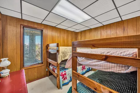Bedroom - 35 Harbor View Cir, Penhook, VA 24137 photo 3 of 6