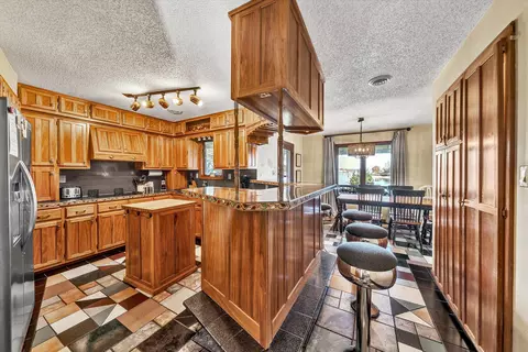 Kitchen - 35 Harbor View Cir, Penhook, VA 24137 photo 2 of 5