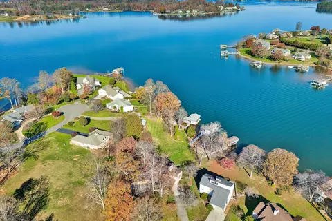 View/Area - 35 Harbor View Cir, Penhook, VA 24137 photo 2 of 3