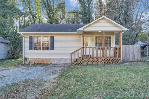 1817 Greenbrier Ave SE, Roanoke, VA 24013