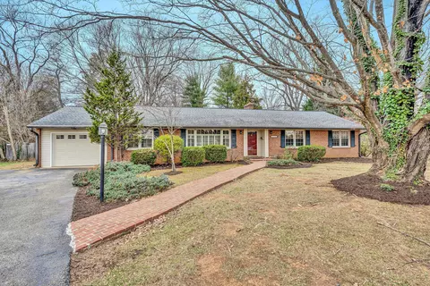 3102 Harmony Rd, Roanoke, VA 24018