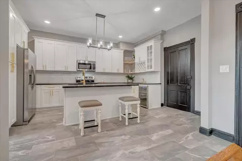 Kitchen - 16 Cherry Tree Btm, Buchanan, VA 24066 photo 5 of 10