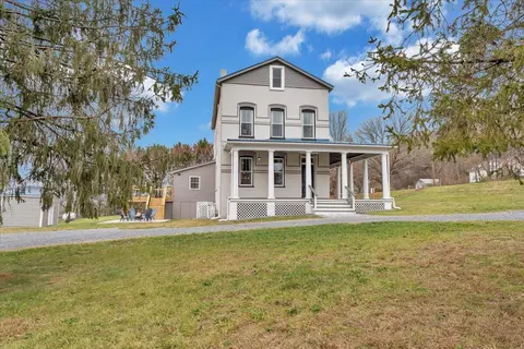 Exterior - 16 Cherry Tree Btm, Buchanan, VA 24066 photo 18 of 20
