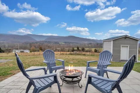 Exterior - 16 Cherry Tree Btm, Buchanan, VA 24066 photo 7 of 20