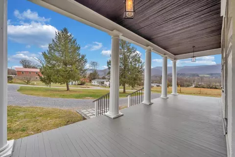 Exterior - 16 Cherry Tree Btm, Buchanan, VA 24066 photo 14 of 20