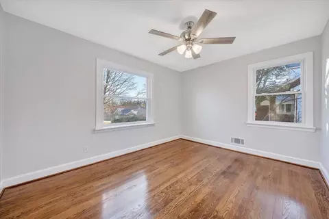 Bedroom - 320 Mapleton Ave NE, Roanoke, VA 24012 photo 1 of 7