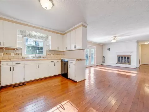 Kitchen - 77 Ziglar Rd, Ridgeway, VA 24148 photo 1 of 5