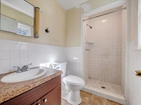 Bath - 77 Ziglar Rd, Ridgeway, VA 24148 photo 1 of 2