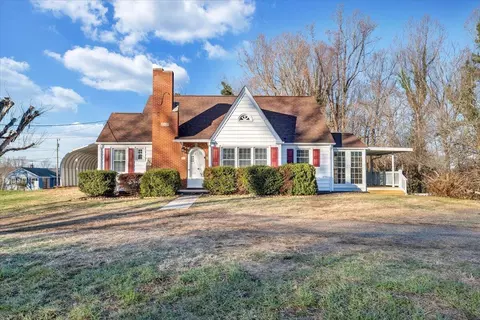 219 Greyson St, Martinsville, VA 24112