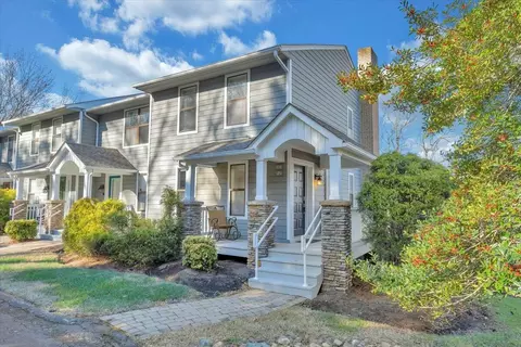 171 Shore Dr, Moneta, VA 24121