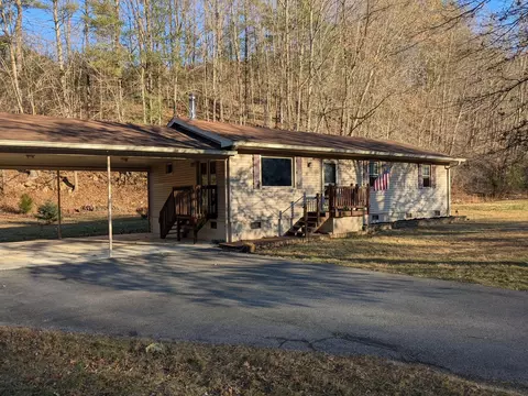 6130 Dry Hollow Rd, Salem, VA 24153