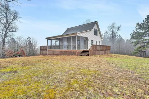 133 Prairie Dr, Henry, VA 24102