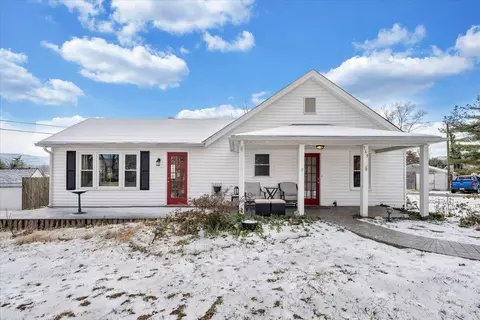 169 Butt Hollow Rd, Salem, VA 24153