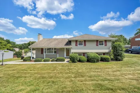 4840 Westhill Dr, Roanoke, VA 24018