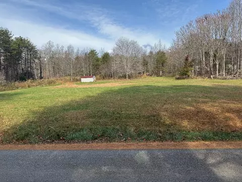 700 Briar Mountain Rd, Rocky Mount, VA 24151
