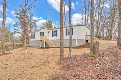 23 Grove Ln, Hardy, VA 24101